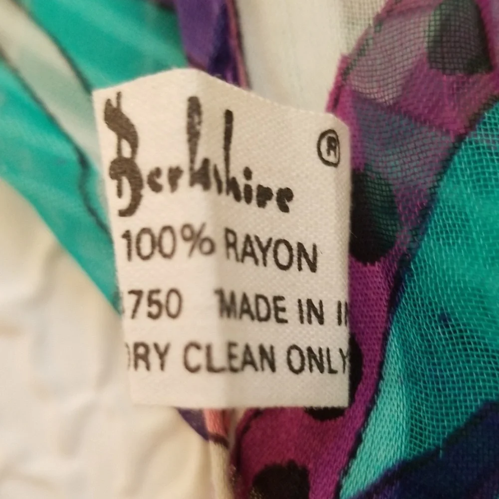 VTG Berkshire Retro Geometric Abstract Sheer Scarf